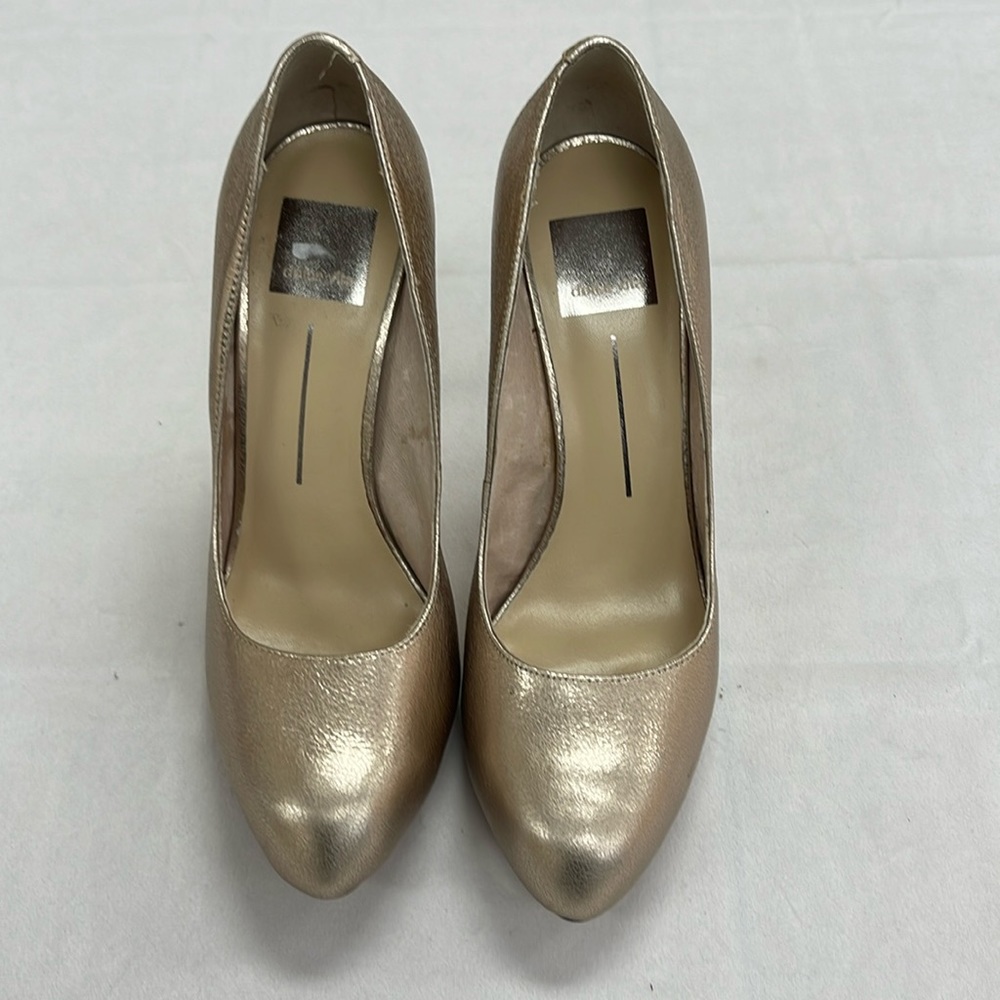 Beautiful rose gold Dolce Vita shoes